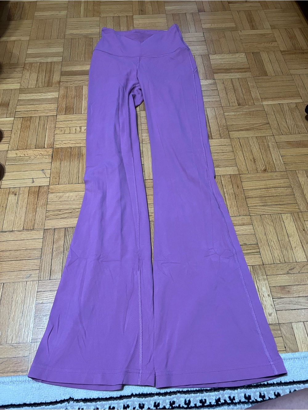Lululemon high rise groove pant